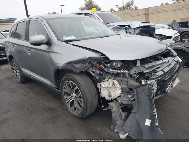 Mitsubishi Outlander Se 2017 JA4AD3A3XHZ063451 zdjęcie główne