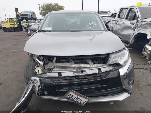 Mitsubishi Outlander Se 2017 JA4AD3A3XHZ063451 Image 12