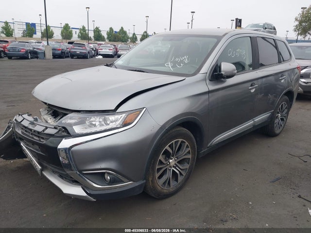 Mitsubishi Outlander Se 2017 JA4AD3A3XHZ063451 Image 2