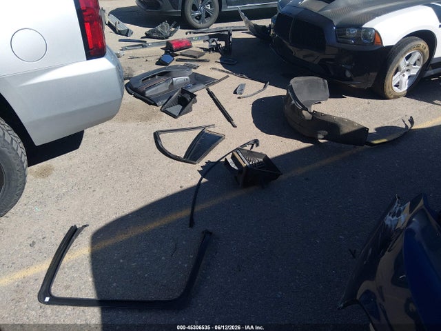 2019 Chevrolet Tahoe Lt მანქანა იყიდება აუქციონზე, vin: 1GNSKBKC6KR104049, აუქციონის ნომერი: 45306535