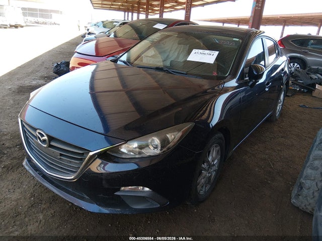 Mazda Mazda3 I Touring 2014 JM1BM1V77E1147684 Image 2