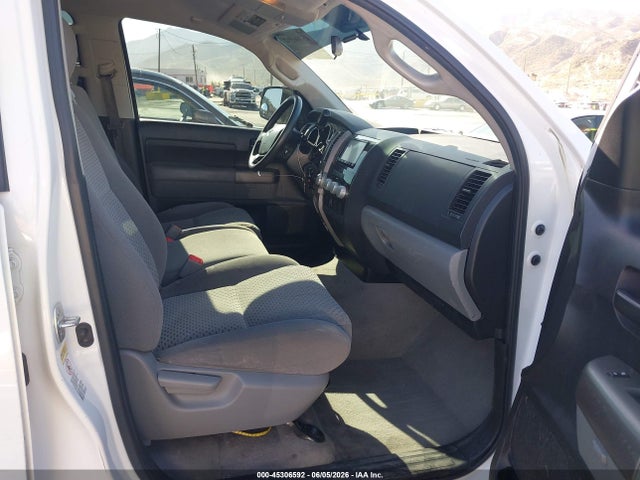 45306592 :رقم المزاد ، 5TFEM5F19BX035928 vin ، 2011 Toyota Tundra Grade 4.6l V8 مزاد بيع