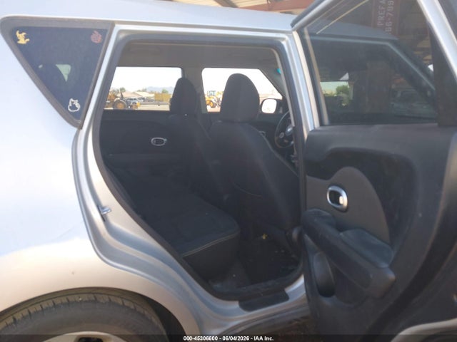 KIA SOUL + 2014 KNDJP3A57E7701984 Image 8