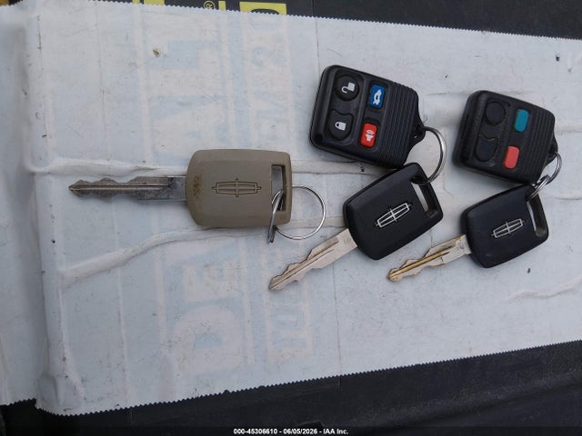Продаж на аукціоні авто 2005 Lincoln Ls V8, vin: 1LNHM87A05Y612708, номер лоту: 45306610