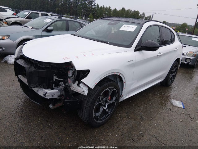Alfa Romeo Stelvio Veloce Awd 2023 ZASPAKBNXP7D65276 Image 2