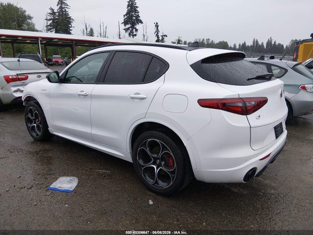 Alfa Romeo Stelvio Veloce Awd 2023 ZASPAKBNXP7D65276 Image 3