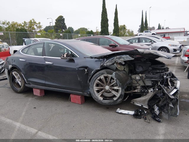 Tesla Model S 100d/75d/p100d 2018 5YJSA1E24JF259289 Image 12
