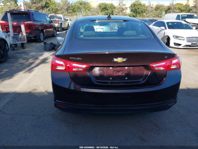 1G1ZD5ST1LF076871 Chevrolet Malibu Fwd Lt