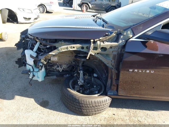 1G1ZD5ST1LF076871 Chevrolet Malibu Fwd Lt