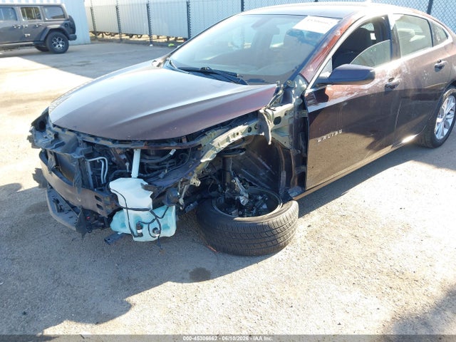 1G1ZD5ST1LF076871 Chevrolet Malibu Fwd Lt