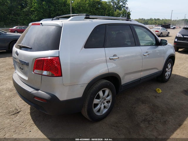 2013 Kia Sorento Lx მანქანა იყიდება აუქციონზე, vin: 5XYKT4A6XDG341531, აუქციონის ნომერი: 45306665