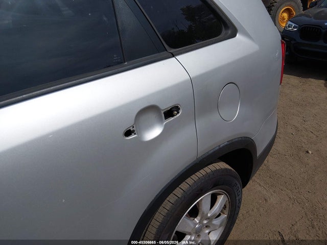 2013 Kia Sorento Lx მანქანა იყიდება აუქციონზე, vin: 5XYKT4A6XDG341531, აუქციონის ნომერი: 45306665
