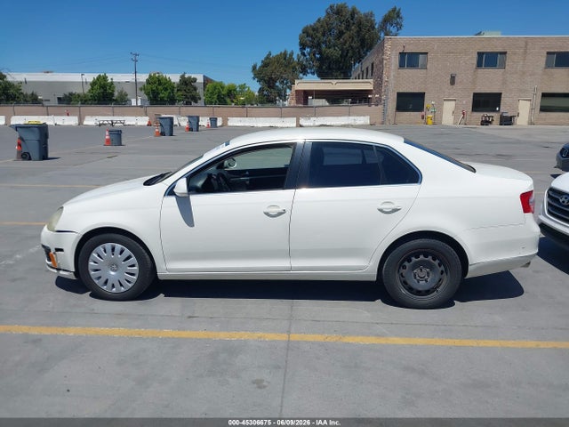 45306675 :رقم المزاد ، 3VWRG71K65M614712 vin ، 2005 Volkswagen Jetta 2.5 مزاد بيع