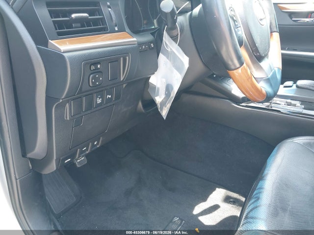 Lexus ES 300H 2014 JTHBW1GGXE2058420 Image 17