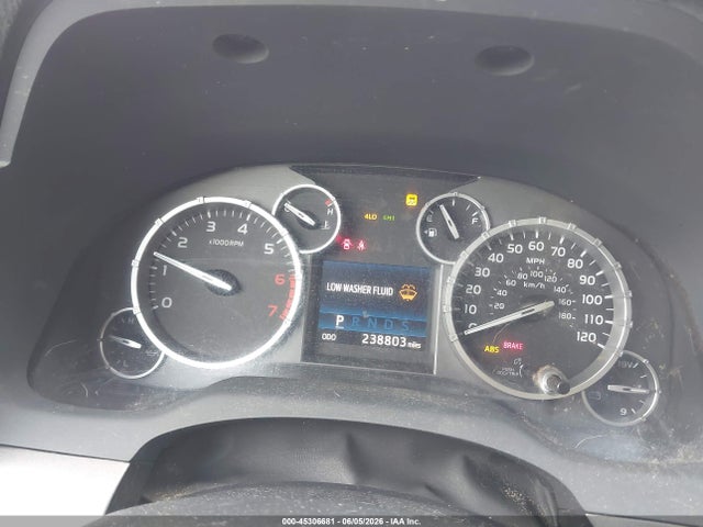 5TFUY5F10EX338410 Toyota Tundra Sr5 5.7l V8
