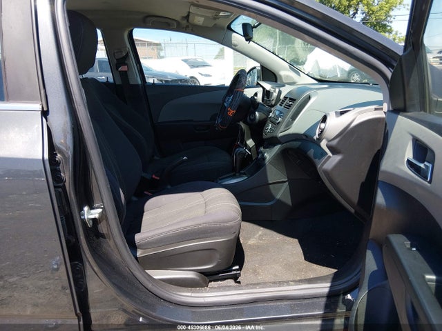 45306686 :رقم المزاد ، 1G1JC6SH2E4220525 vin ، 2014 Chevrolet Sonic Lt Auto مزاد بيع