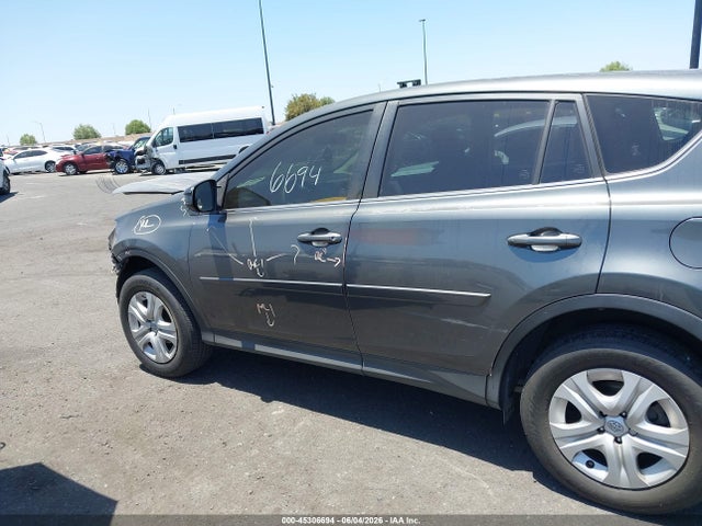 Toyota RAV4 LE 2015 JTMZFREV9FD062366 Image 15