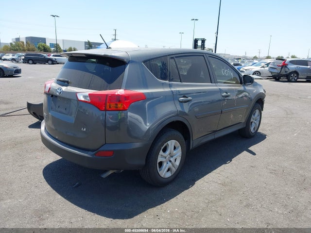 Toyota RAV4 LE 2015 JTMZFREV9FD062366 Image 4
