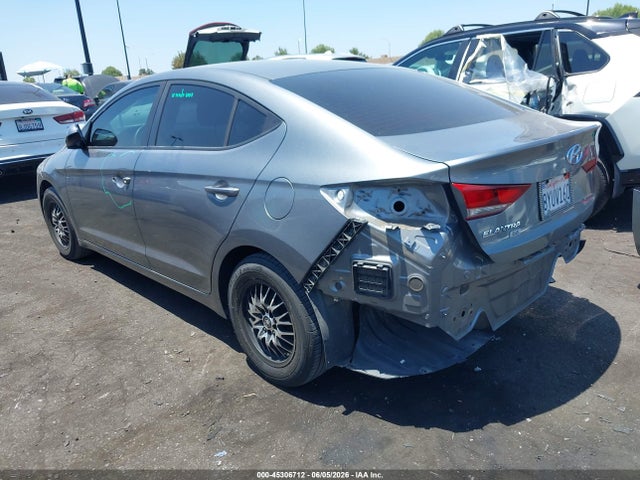 Hyundai ELANTRA SE 2018 KMHD74LF1JU466465 Image 3