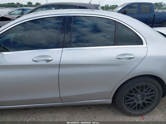 45306722 :رقم المزاد ، WDDWF4JB8JR387044 vin ، 2018 Mercedes-benz C 300 مزاد بيع