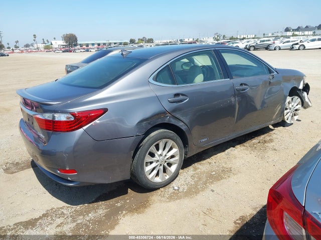 Продажа на аукционе авто 2013 Lexus Es 300h, vin: JTHBW1GG0D2015624, номер лота: 45306724