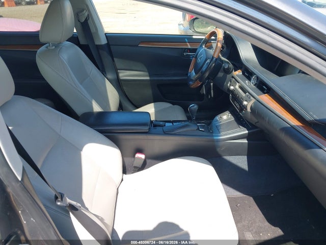 Продажа на аукционе авто 2013 Lexus Es 300h, vin: JTHBW1GG0D2015624, номер лота: 45306724