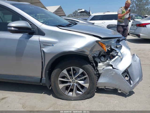 JTMRJREV3JD225133 Toyota Rav4 Hybrid Xle