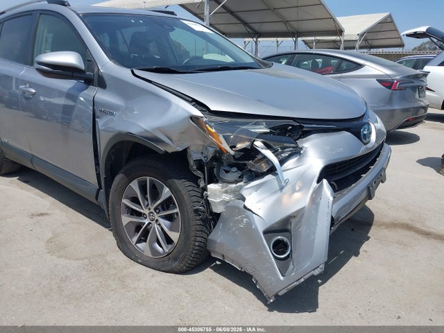 JTMRJREV3JD225133 Toyota Rav4 Hybrid Xle