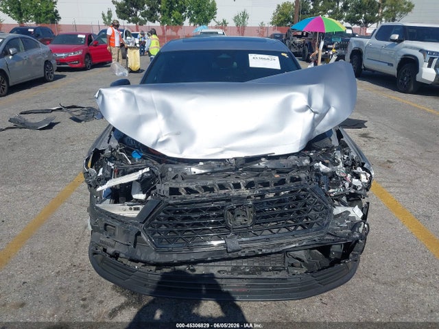 1HGCY2F58PA050879 Honda Accord Hybrid Sport