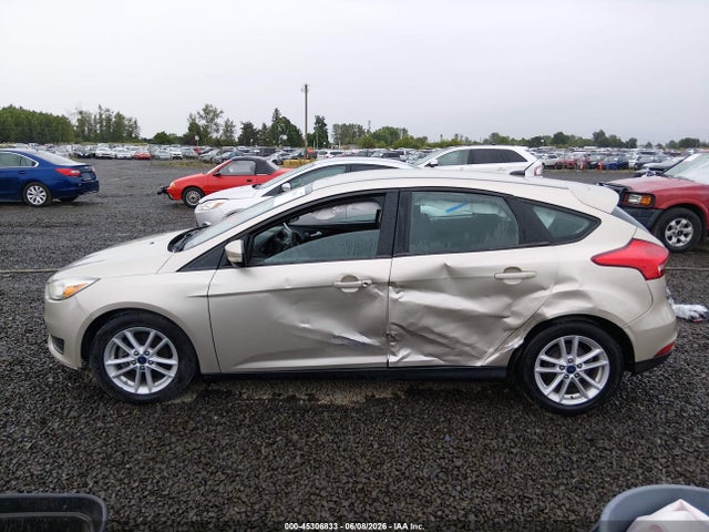 Ford FOCUS SE 2017 1FADP3K20HL271427 Image 14