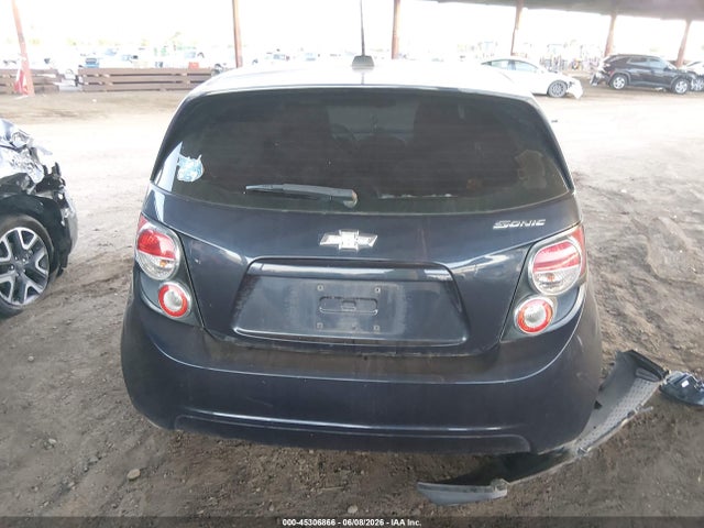 Chevrolet Sonic Ls Auto 2015 1G1JA6SH2F4151536 Image 17