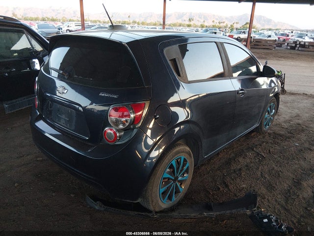 45306866 :رقم المزاد ، 1G1JA6SH2F4151536 vin ، 2015 Chevrolet Sonic Ls Auto مزاد بيع