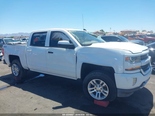 3GCUKREC5JG131974 Chevrolet Silverado 1500 2lt
