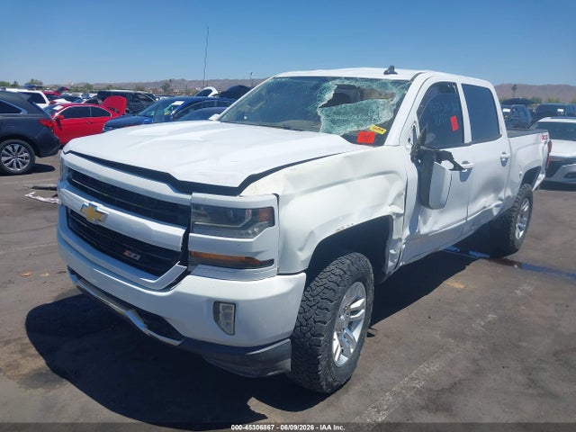 3GCUKREC5JG131974 Chevrolet Silverado 1500 2lt