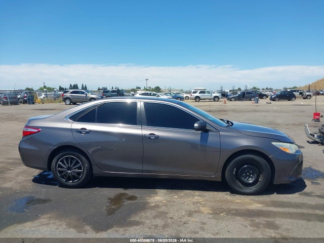 Toyota CAMRY LE 2017 4T1BF1FK8HU643220 Image 13