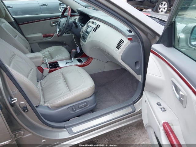 Auction sale of the 2008 Hyundai Azera Limited, vin: KMHFC46F48A319553, lot number: 45306880