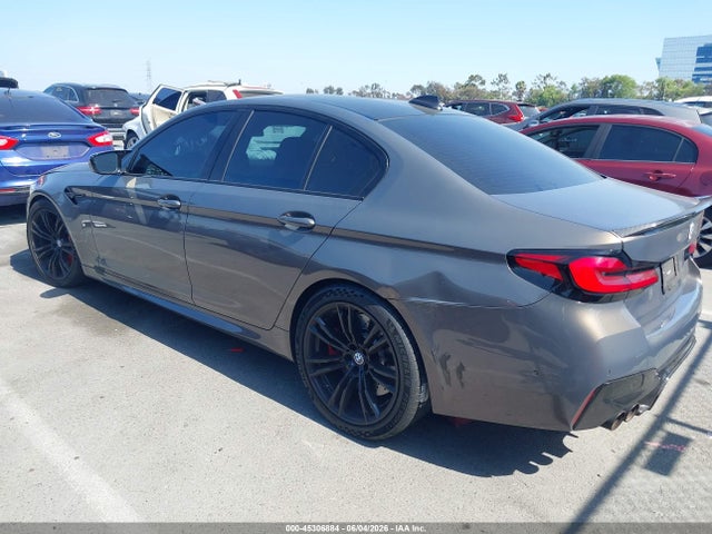 BMW M5 2022 WBS83CH03NCK94802 Image 3