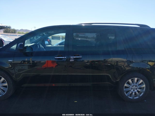 Toyota Sienna Xle 7 Passenger 2017 5TDDZ3DC3HS176921 Image 14