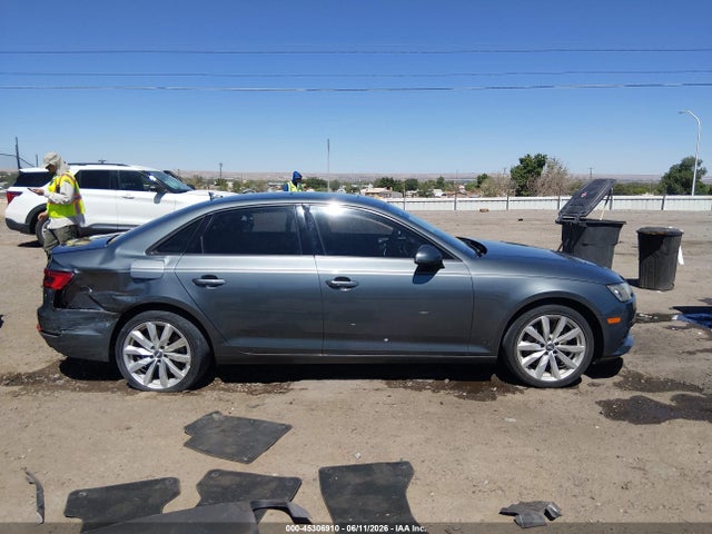 Продажа на аукционе авто 2017 Audi A4 Premium, vin: WAUANAF45HN009665, номер лота: 45306910