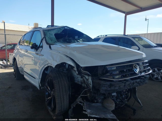 Volkswagen Tiguan 2.0t Se R-line Black 2023 3VVCB7AX3PM103689 головне зображення