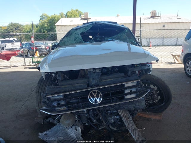 3VVCB7AX3PM103689 Volkswagen Tiguan 2.0t Se R-line Black