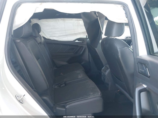 3VVCB7AX3PM103689 Volkswagen Tiguan 2.0t Se R-line Black