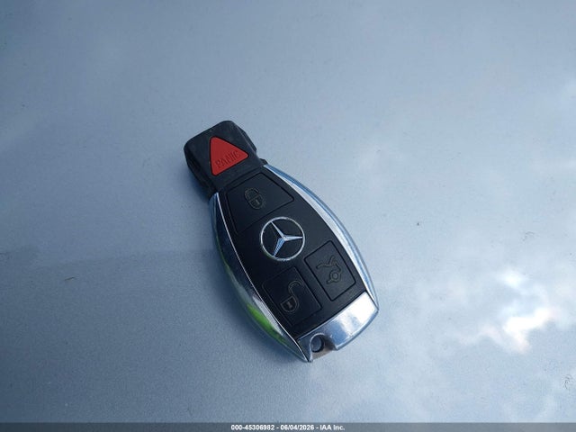 2014 Mercedes-benz C 250 მანქანა იყიდება აუქციონზე, vin: WDDGJ4HB4EG273228, აუქციონის ნომერი: 45306982