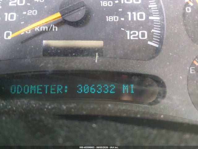 45306983 :رقم المزاد ، 3GNEC16Z84G122798 vin ، 2004 Chevrolet Suburban 1500 Lt مزاد بيع