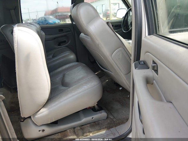 45306983 :رقم المزاد ، 3GNEC16Z84G122798 vin ، 2004 Chevrolet Suburban 1500 Lt مزاد بيع