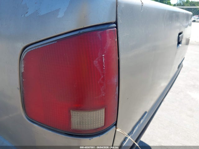 Aukcja sprzedaży 2001 Chevrolet S-10 Ls, vin: 1GCDT13W21K237366, numer aukcji: 45307001