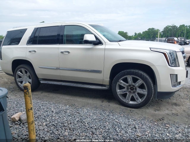 Продаж на аукціоні авто 2015 Cadillac Escalade Luxury, vin: 1GYS4MKJ9FR542853, номер лоту: 45307023