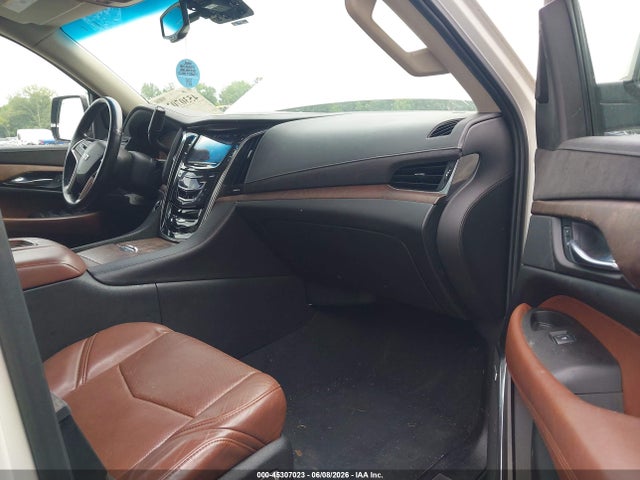 Продаж на аукціоні авто 2015 Cadillac Escalade Luxury, vin: 1GYS4MKJ9FR542853, номер лоту: 45307023