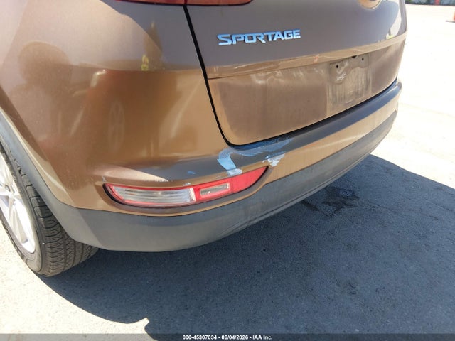 45307034 :رقم المزاد ، KNDPMCAC1H7203186 vin ، 2017 Kia Sportage Lx مزاد بيع