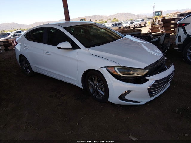 Hyundai ELANTRA SE 2017 5NPD84LF2HH020055 Image 1